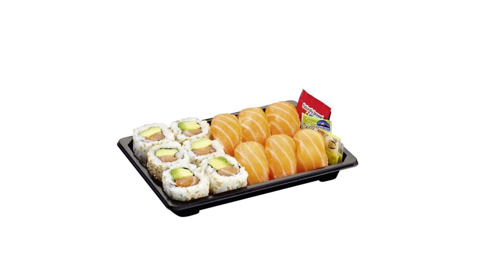 Menu Two Composizione: 6 Sushi Salmone