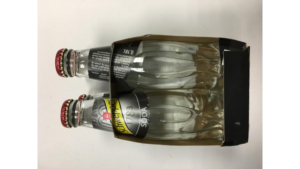 Schweppes soda vap cluster x4