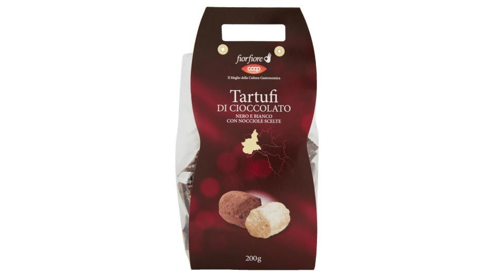 Tartufi Di Cioccolato Nero E Bianco Con Nocciole Scelte