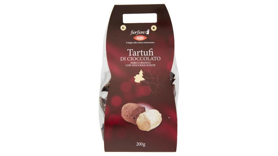 Tartufi Di Cioccolato Nero E Bianco Con Nocciole Scelte