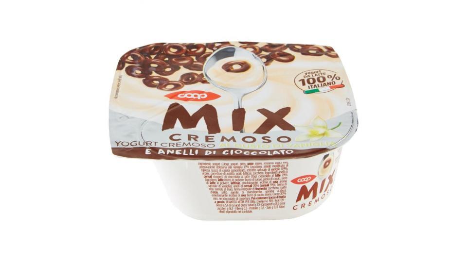 Mix Cremoso Yogurt Cremoso Al Gusto Di Vaniglia E Anelli Di Cioccolato