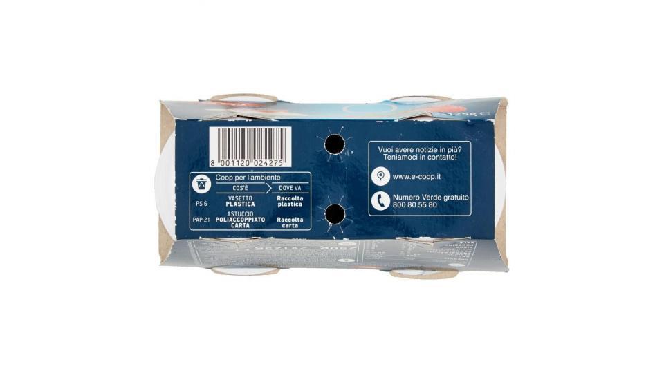 0% Di Grassi Yogurt Magro Con Frutti Di Bosco In Pezzi