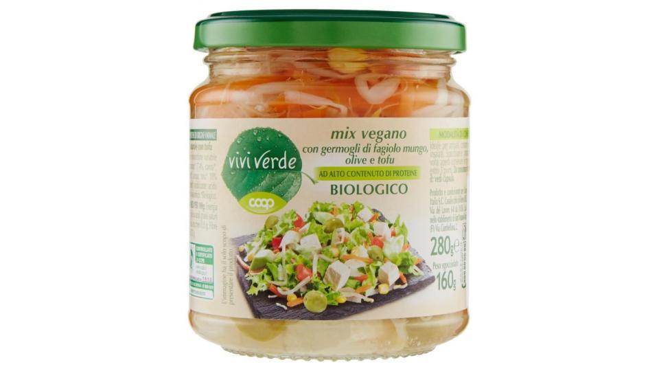 Mix Vegano Con Germogli Di Fagiolo Mungo, Olive E Tofu Biologico