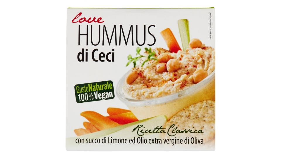 Hummus di ceci con olio extra vergine di oliva e succo di limone.
