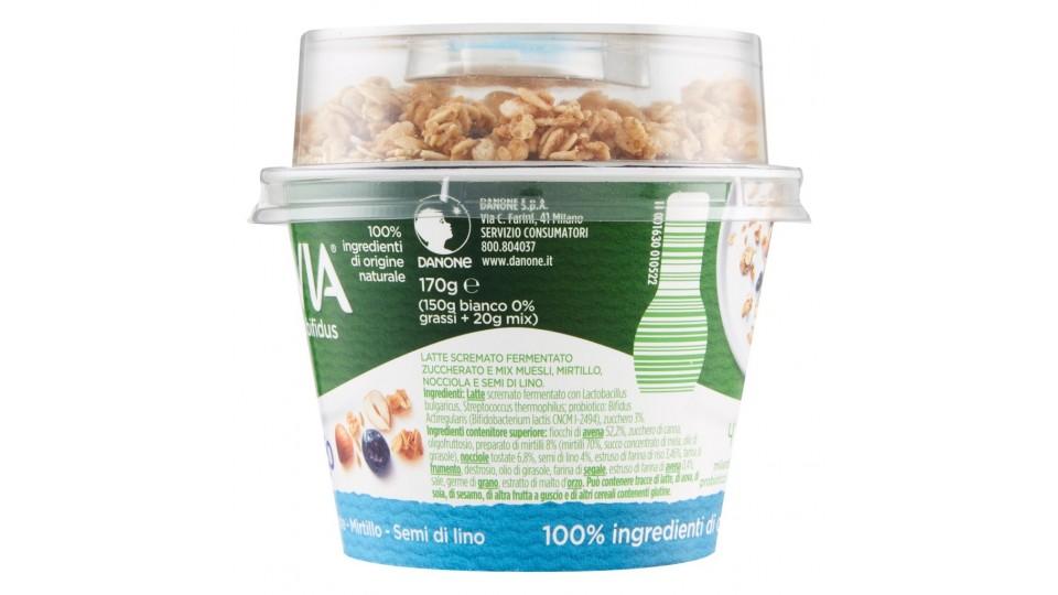 Mix&go Bianco 0% Grassi & Muesli - Nocciola - Mirtillo - Semi di Lino