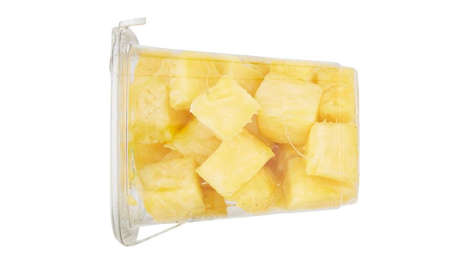 Ananas a Cubetti