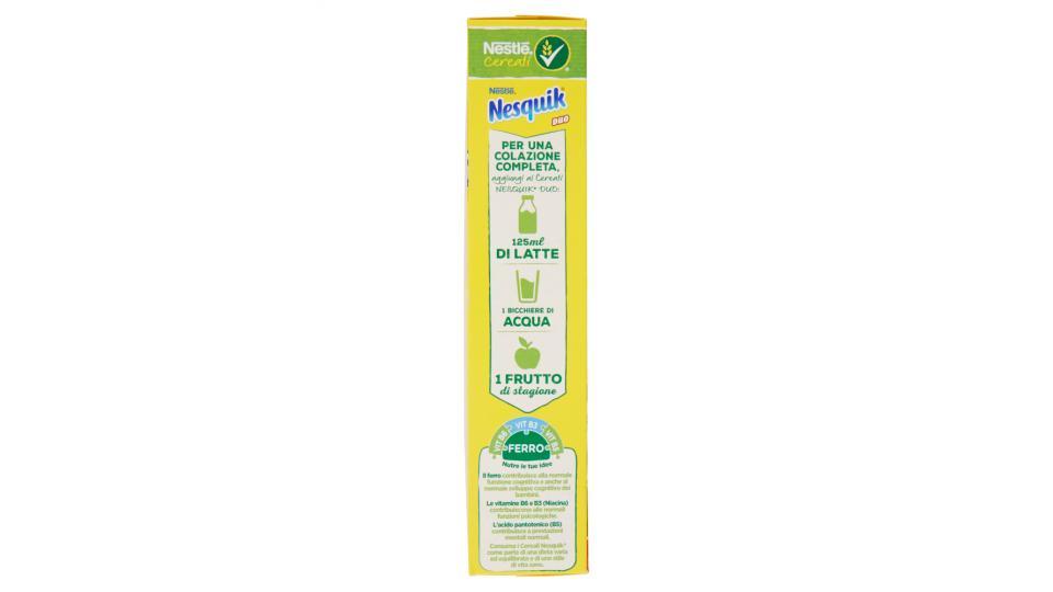 NESQUIK DUO Palline di cereali al cioccolato e palline ricoperte di cioccolato bianco