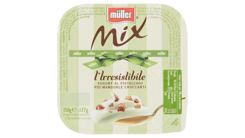 Müller Mix l'Irresistibile yogurt al pistacchio più mandorle croccanti