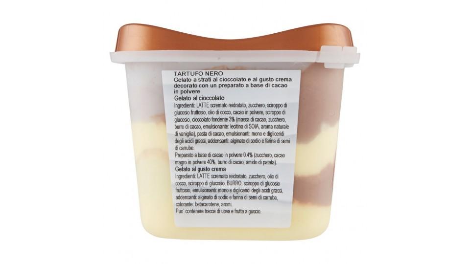 Tartufo Nero a Strati con Crema, Cioccolato e Polvere di Cacao