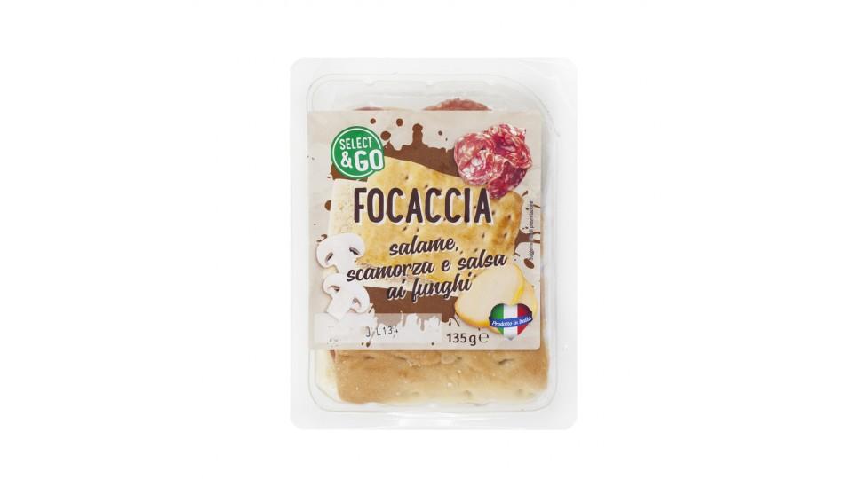 Focaccia Farcita Salame, Scamorza e Salsa ai Funghi