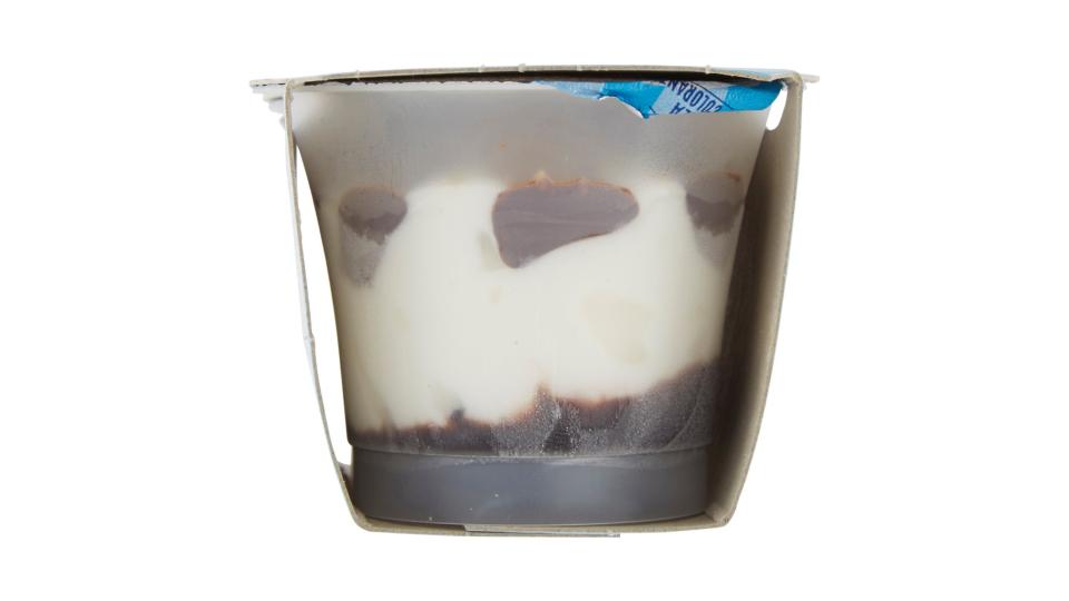 Gelato al Latte e Panna con Granella di Nocciola